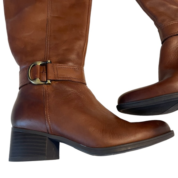 Naturalized Brown Leather Zip Up Riding Boots Women's size 6.5 - Picture 2 of 10